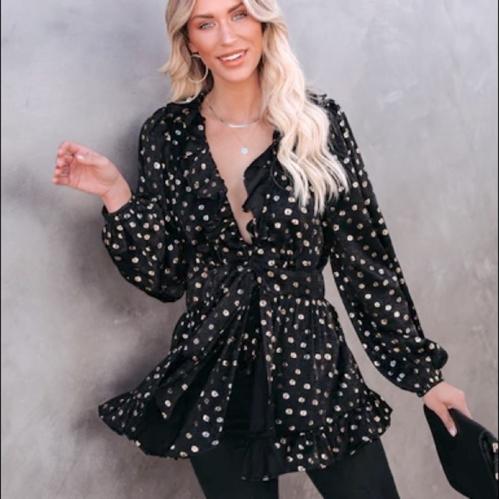 Metallic ruffle tie blouse